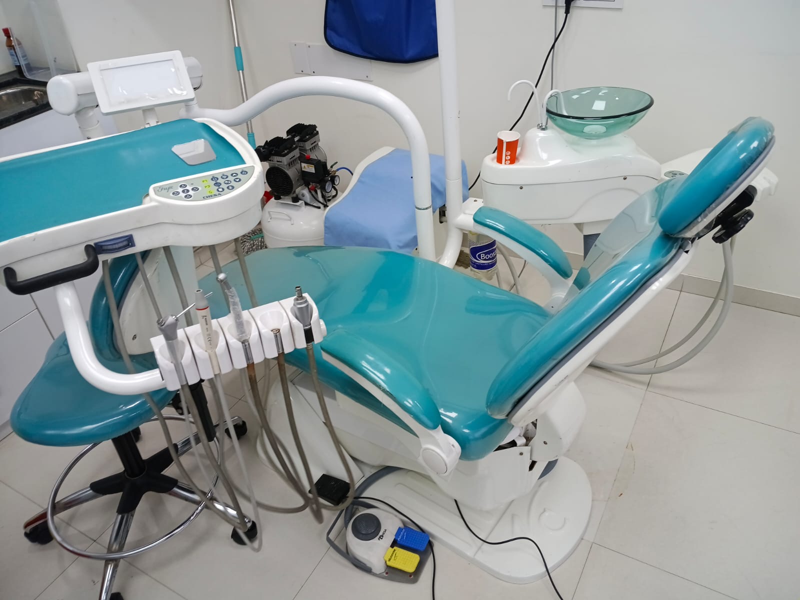 Varad Dental Clinic treatment room - modern dental chair in Ravet, Pune